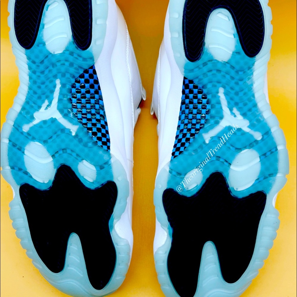 Authentic Jordan 11 Low ‘Legend Blue’